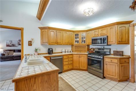 2785 Brady Lake Ravenna OH 44266