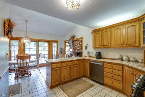 2785 Brady Lake Ravenna OH 44266