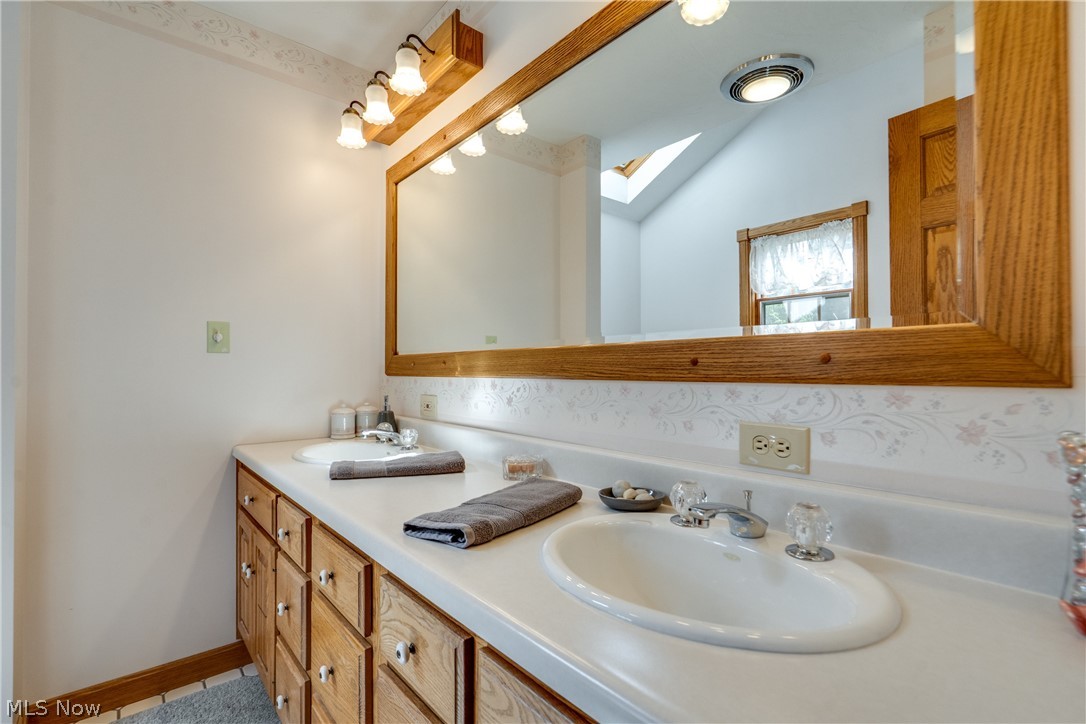 2785 Brady Lake Ravenna OH 44266