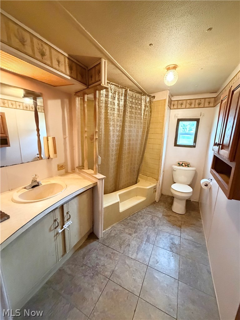 9133 W Southview Street Minerva OH 44657