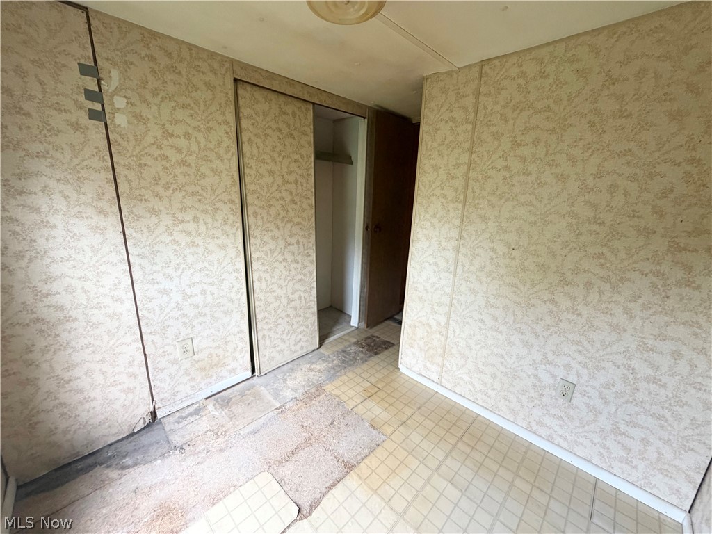 9133 W Southview Street Minerva OH 44657