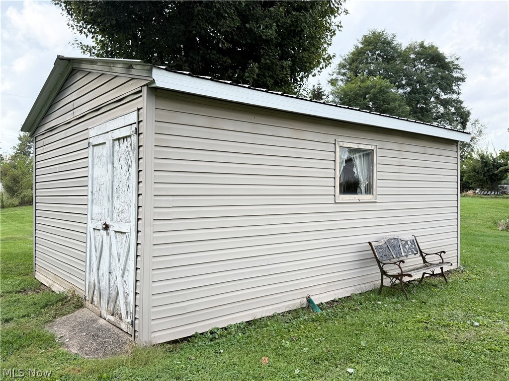 9133 W Southview Street Minerva OH 44657