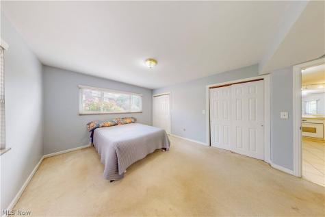 394 Shady Avenue Steubenville OH 43952