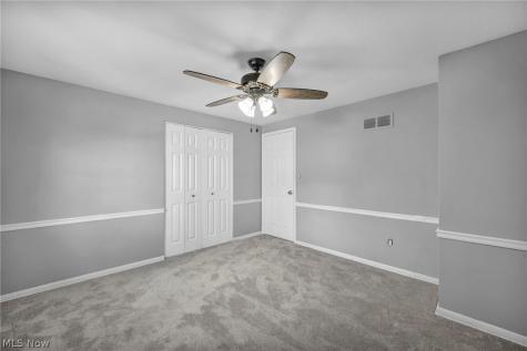 28610 Lynhaven Drive North Olmsted OH 44070