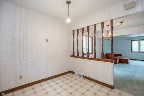 5837 Wickfield Drive Parma Heights OH 44130