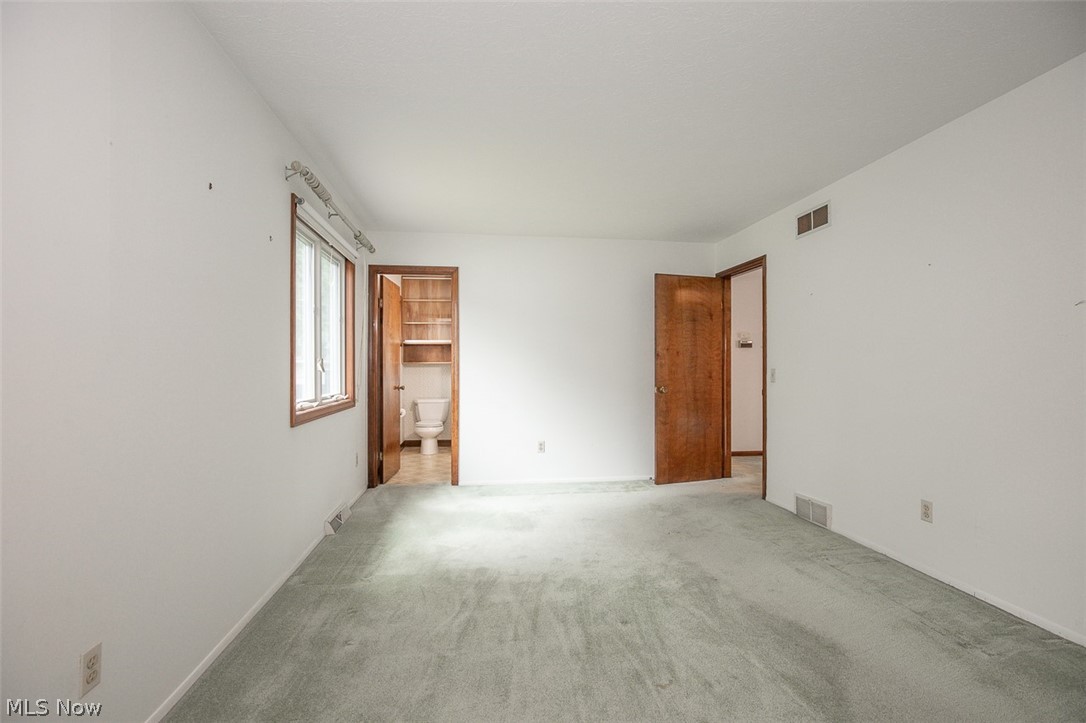 5837 Wickfield Drive Parma Heights OH 44130