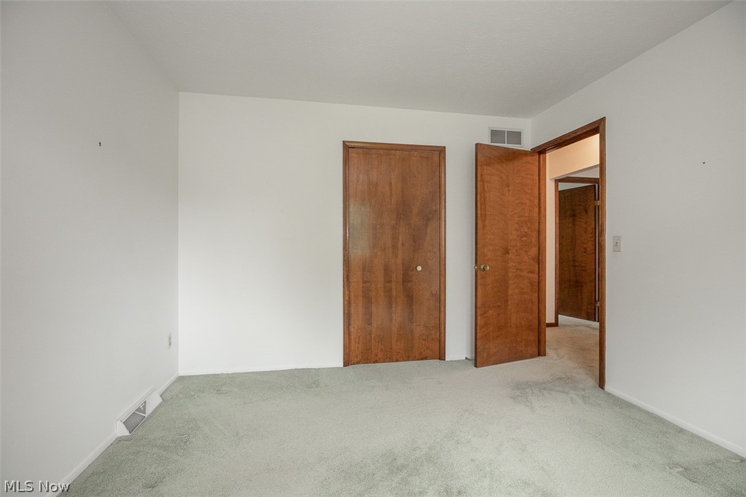5837 Wickfield Drive Parma Heights OH 44130