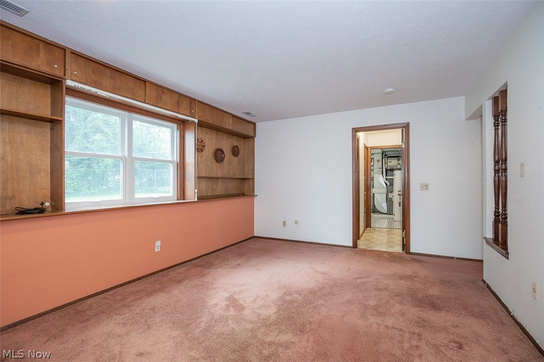 5837 Wickfield Drive Parma Heights OH 44130