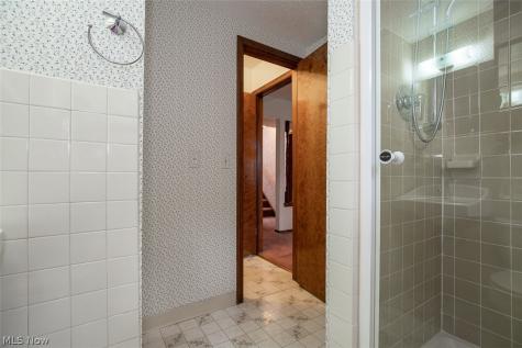 5837 Wickfield Drive Parma Heights OH 44130