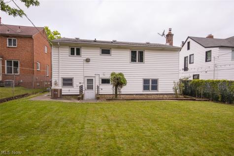 5837 Wickfield Drive Parma Heights OH 44130