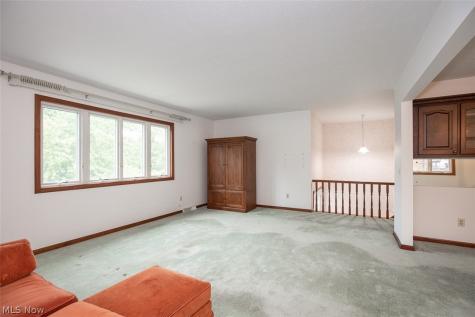 5837 Wickfield Drive Parma Heights OH 44130