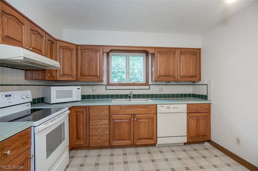 5837 Wickfield Drive Parma Heights OH 44130