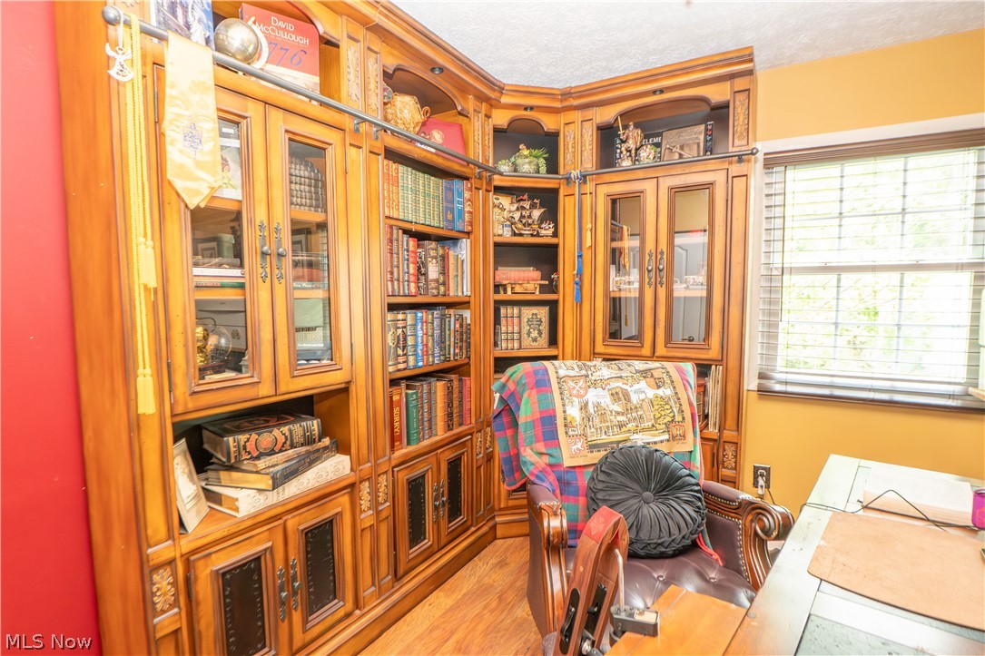 484 Stull Avenue Akron OH 44312