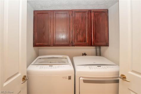 484 Stull Avenue Akron OH 44312