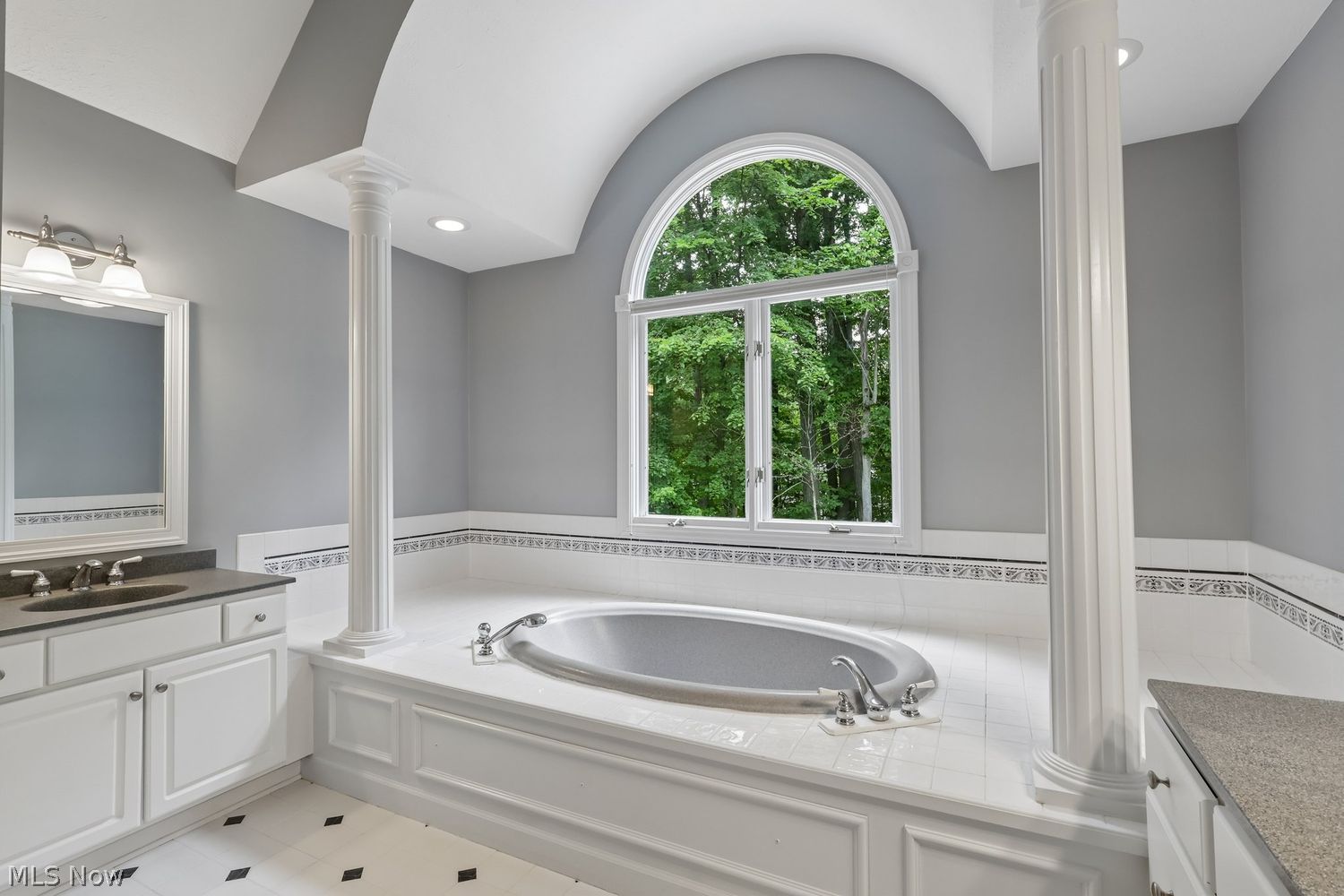 12489 Bentbrook Drive Chesterland OH 44026