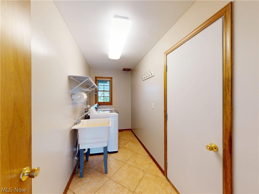 9875 Detwiler Road Canfield OH 44406