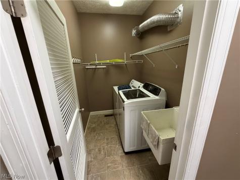 4125 Southwyck Road Uniontown OH 44685
