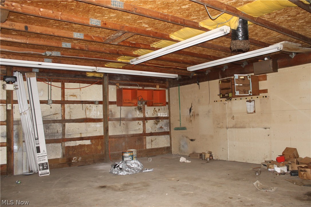 11481 State Route 44 Mantua OH 44255