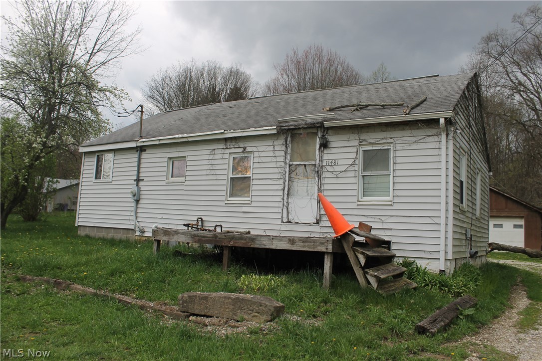 11481 State Route 44 Mantua OH 44255