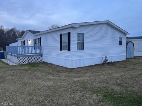 2434 Taft Avenue Deerfield OH 44411