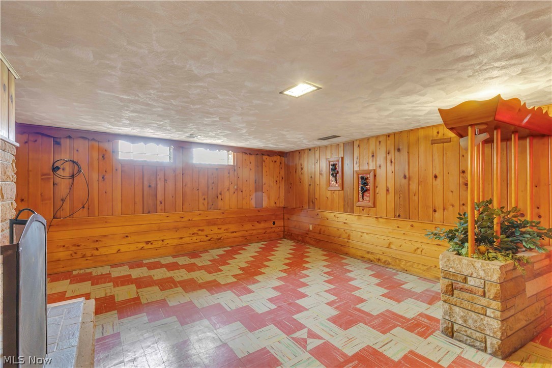 5500 N Ridge Road Madison OH 44057