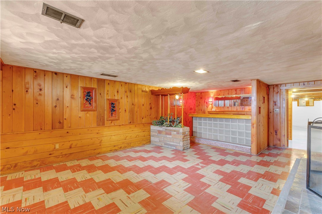 5500 N Ridge Road Madison OH 44057