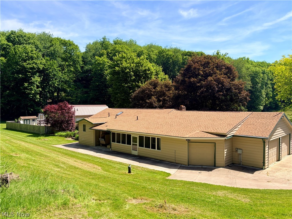 10199 Malibu Road NE Minerva OH 44657