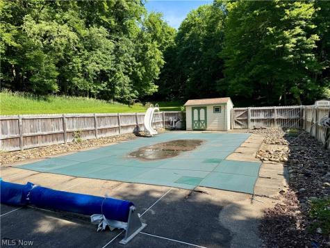 10199 Malibu Road NE Minerva OH 44657
