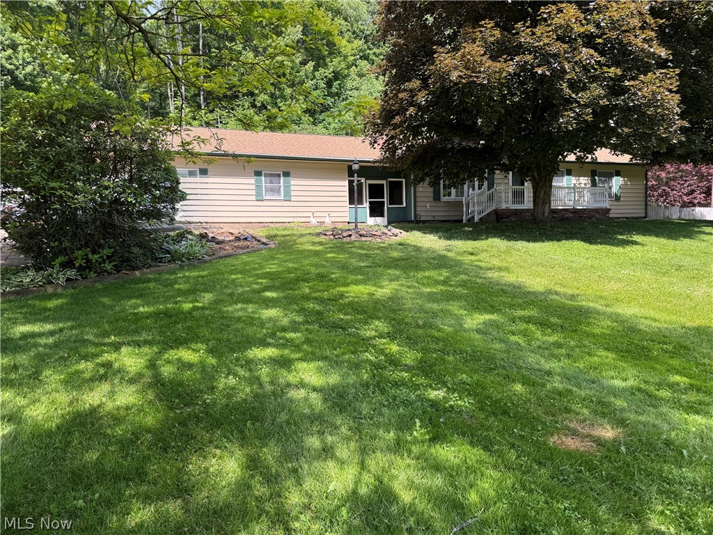 10199 Malibu Road NE Minerva OH 44657