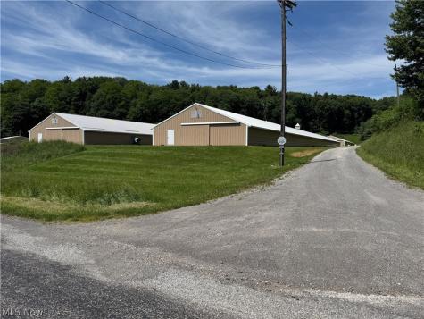 10199 Malibu Road NE Minerva OH 44657
