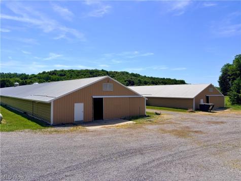 10199 Malibu Road NE Minerva OH 44657
