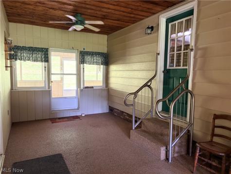 10199 Malibu Road NE Minerva OH 44657