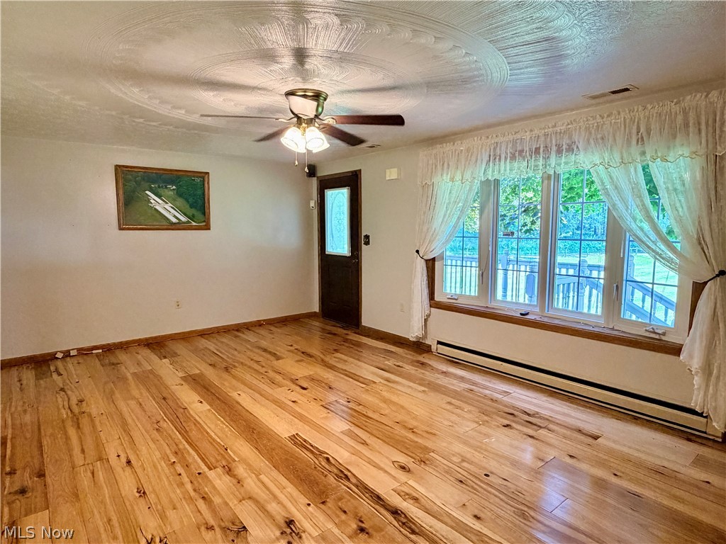 10199 Malibu Road NE Minerva OH 44657