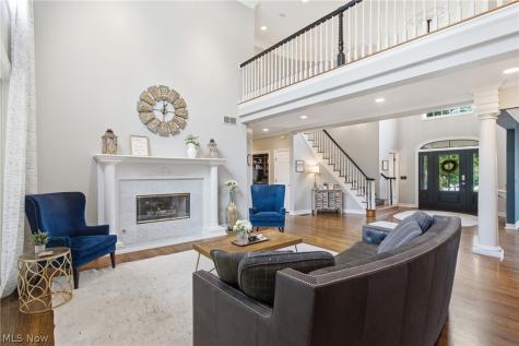 315 Glengarry Drive Aurora OH 44202