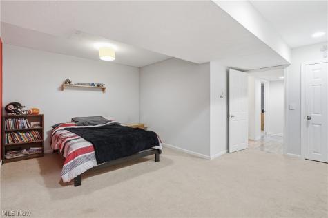 315 Glengarry Drive Aurora OH 44202