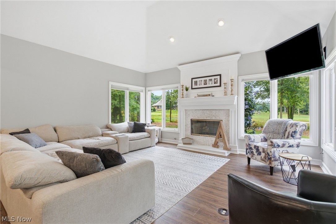 315 Glengarry Drive Aurora OH 44202