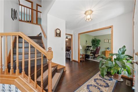 3061 Bucklers Street NW Uniontown OH 44685