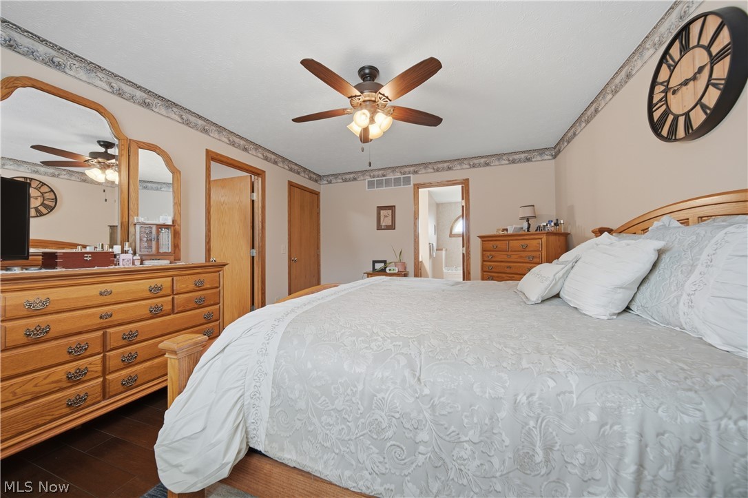 3061 Bucklers Street NW Uniontown OH 44685