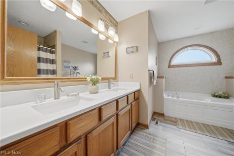 3061 Bucklers Street NW Uniontown OH 44685