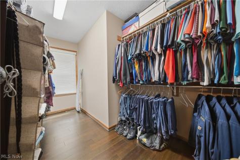 3061 Bucklers Street NW Uniontown OH 44685