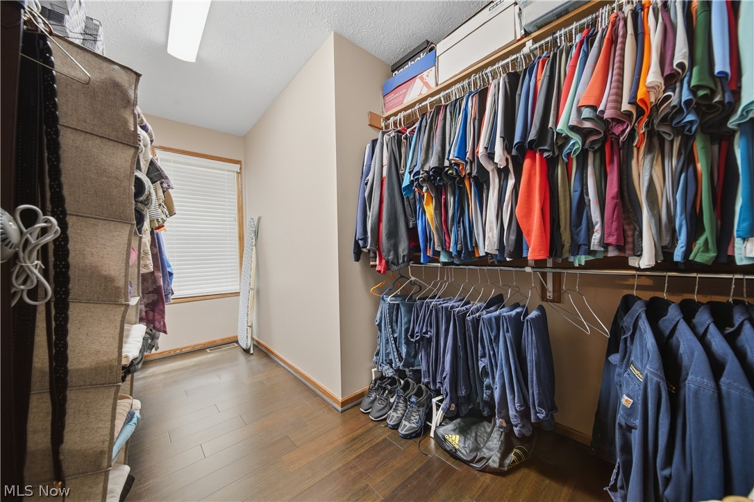 3061 Bucklers Street NW Uniontown OH 44685