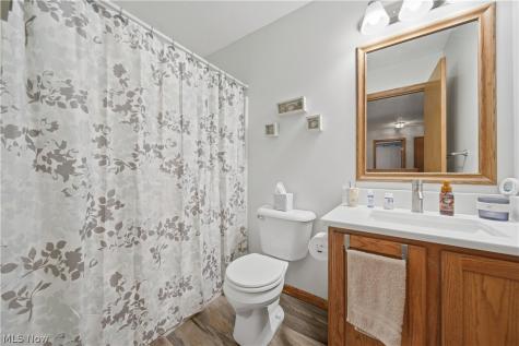 3061 Bucklers Street NW Uniontown OH 44685