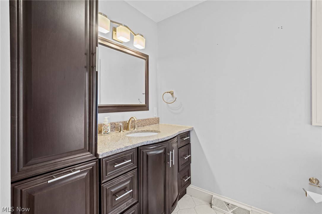 32871 N Burr Oak Drive Solon OH 44139