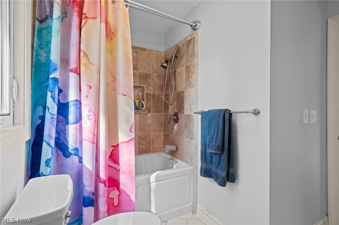 32871 N Burr Oak Drive Solon OH 44139