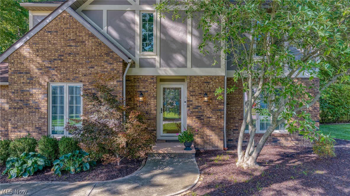 32871 N Burr Oak Drive Solon OH 44139