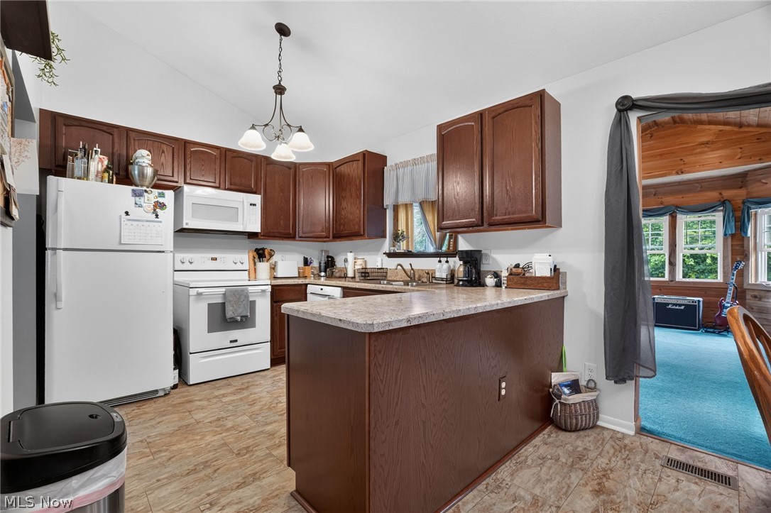 14841 Glen Valley Drive Middlefield OH 44062