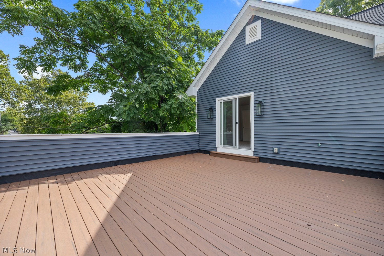 3527 Siam Avenue Cleveland OH 44113