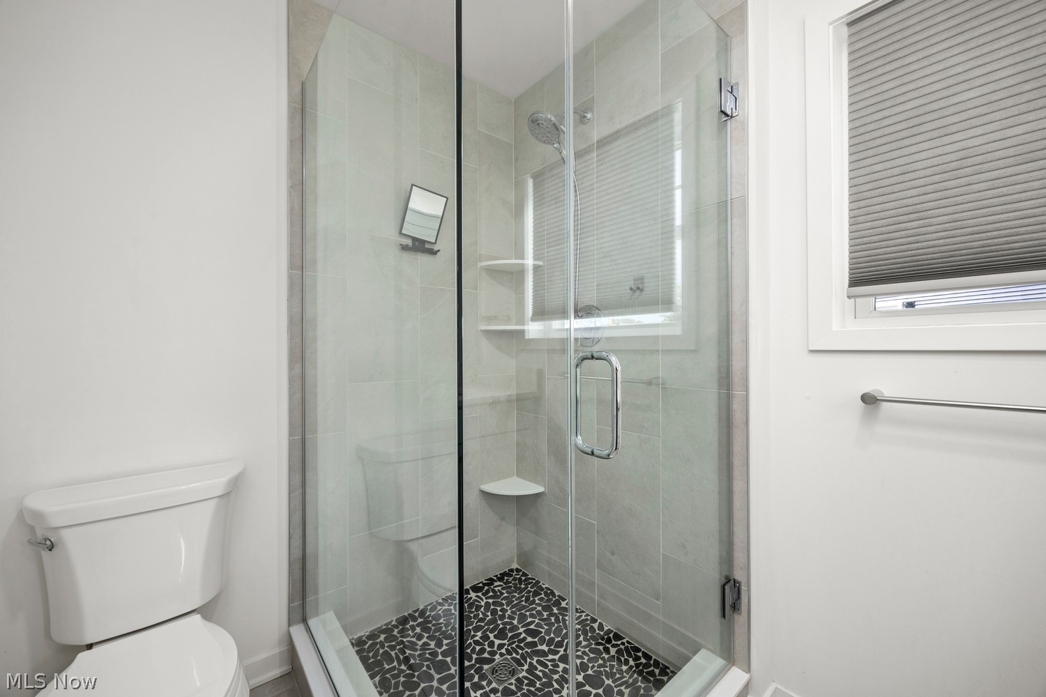 3527 Siam Avenue Cleveland OH 44113