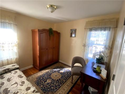 5714 Kenneth Avenue Parma OH 44129