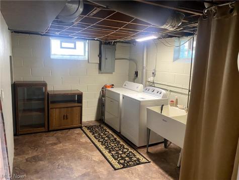 5714 Kenneth Avenue Parma OH 44129